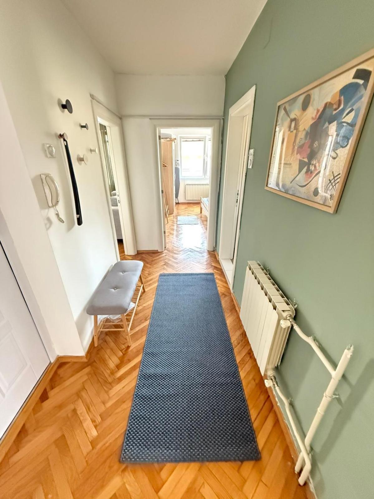 Apartman Cosy In The Heart Of *